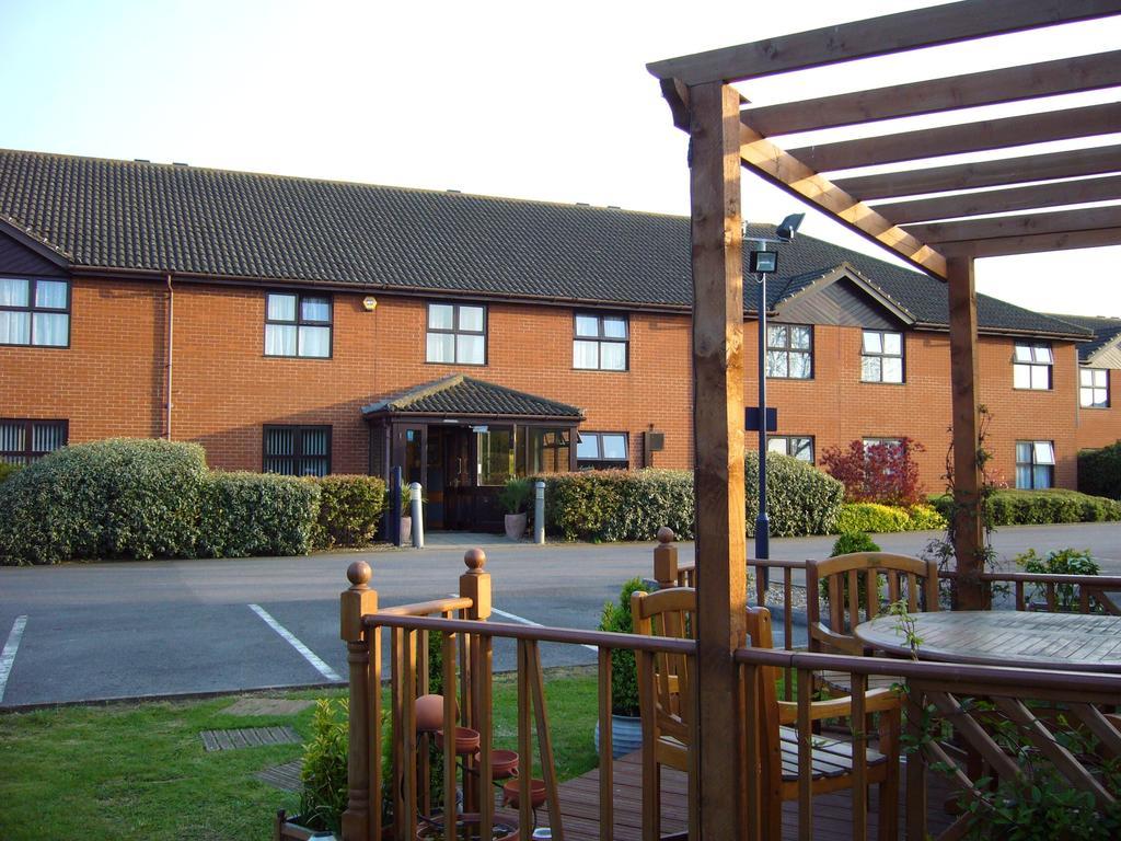 Redwings Lodge Sawtry Huntingdon Woodwalton Extérieur photo